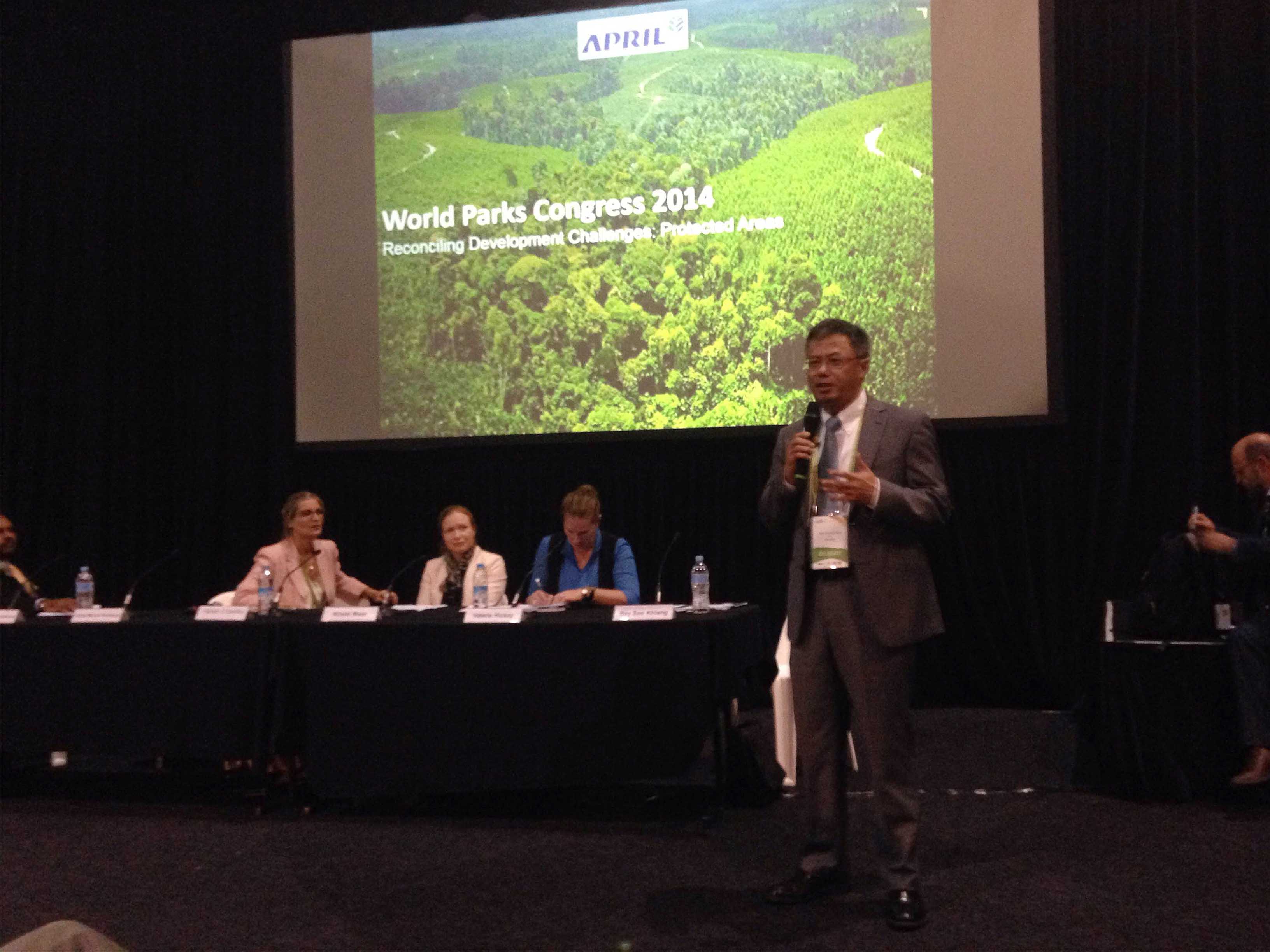 Bey Soo Khiang, APRIL Chairman, speaking at the World Park Congress 